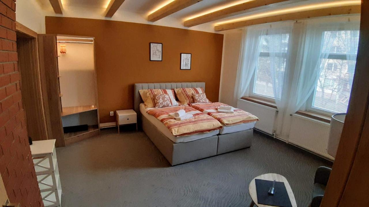 Three Apartment Františkovy Lázně Esterno foto